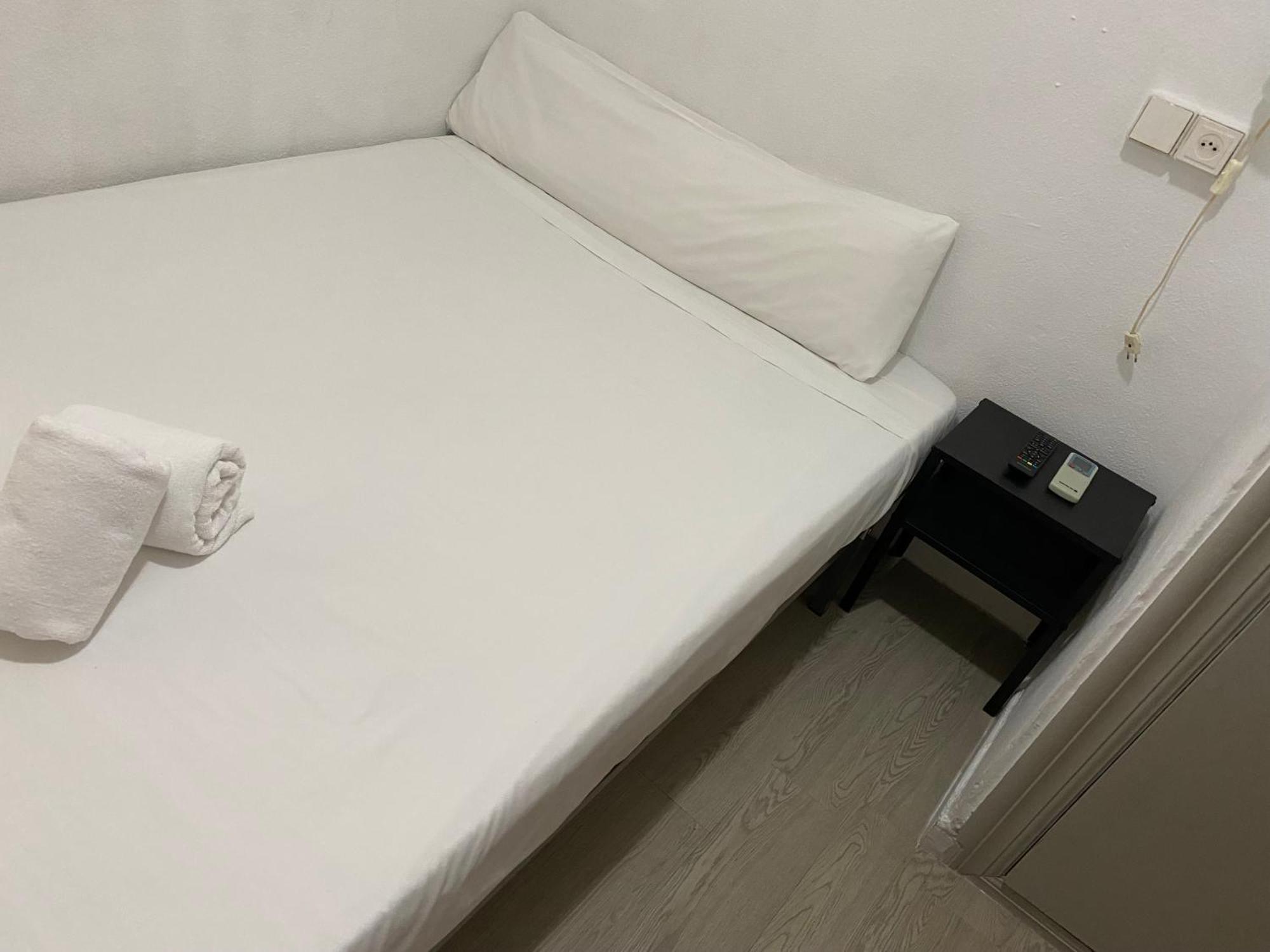 Sleep&Go Hotel อาลิกันเต ภายนอก รูปภาพ